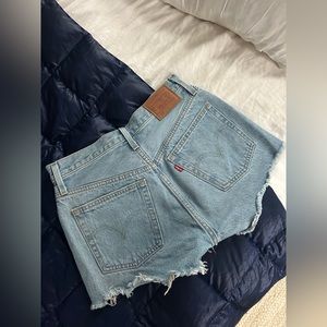 Levi’s Womens 501 Shorts